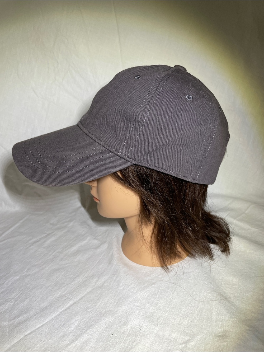 Classic Women's Gray Baseball Cap - Casual Everyday Hat